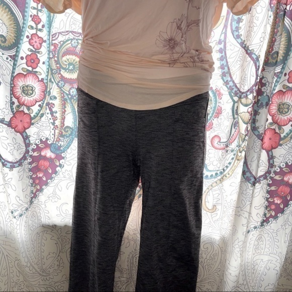 Athleta Gray Leggings with Pockets